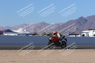 media/Nov-06-2023-Moto Forza (Mon) [[ce023d0744]]/4-Beginner Group/Session 4 (Finish Line Checker)/